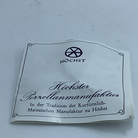 Two Hochst Germany Hand Painted Porcelain Demitasse Cups and Saucers. - Picture 14 of 15